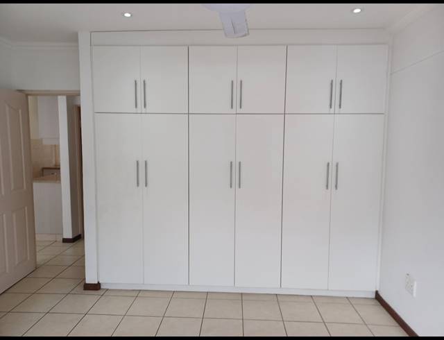 2 BEDROOM APARTMENT RENTED IN ESSENWOOD